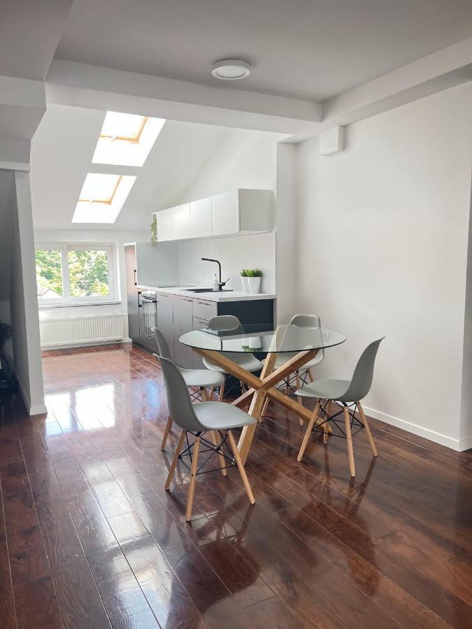 Cozy Loft Apartment In Zagreb Center Bagian luar foto